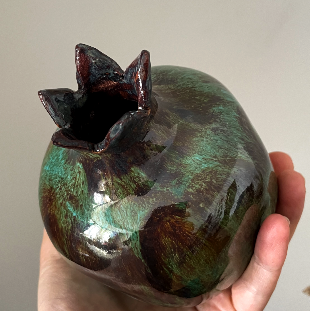 Ceramic pomegranate vase with green glaze