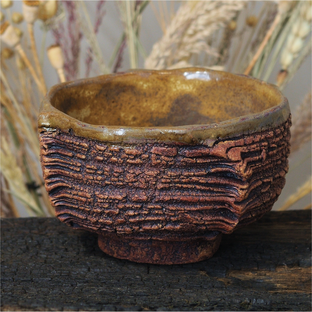 Handmade ceramic matcha chawan Dune series, textured stoneware bowl