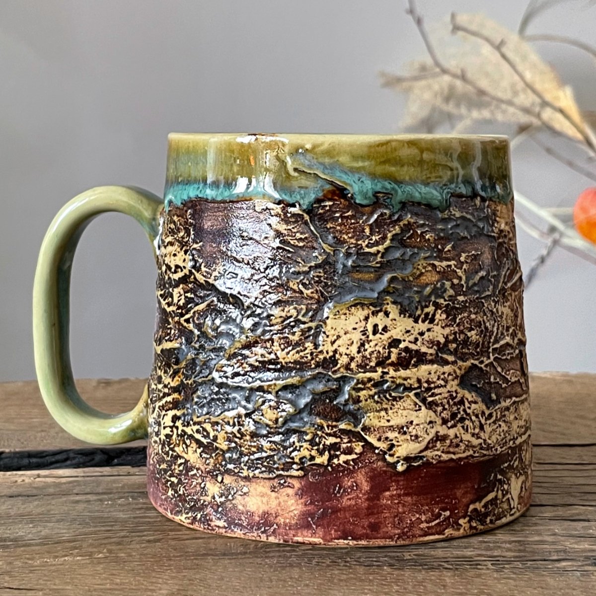 Textured handmade ceramic mug Beskydy 450 ml front view